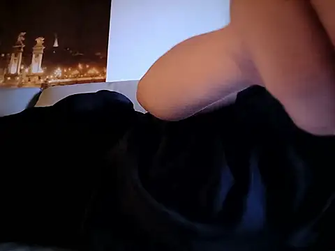 Snapshot of Raymond1308 chatting on October 23, 5:29 am Raymond1308 online show from October 23, 5:29 am