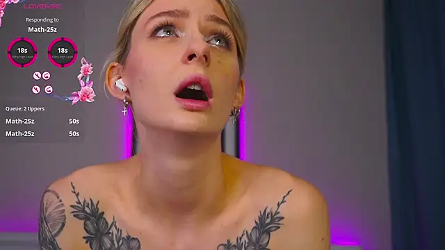 Snapshot of LeaCox_ chatting on November 5, 7:52 am LeaCox online show from November 5, 7:52 am