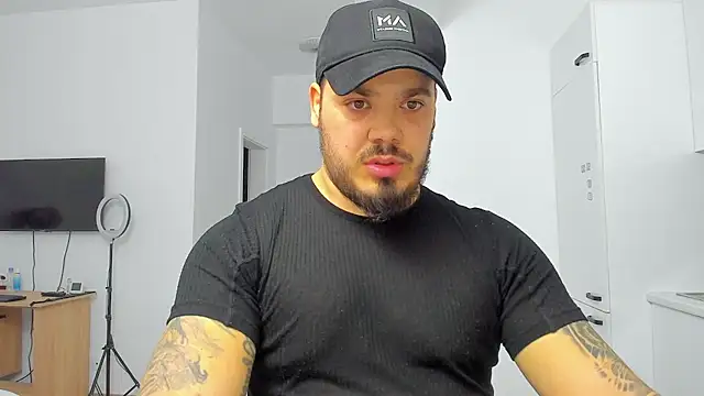 Snapshot of ZackMasterss chatting on March 2, 10:16 pm ZackMasterss online show from March 2, 10:16 pm