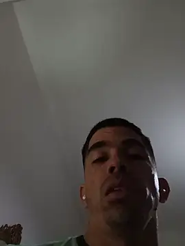 aleds17668 online show from January 7, 10:56 pm