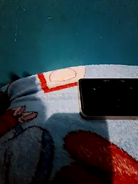 Snapshot of DeliciaProibida chatting on February 28, 1:47 am DeliciaProibida online show from February 28, 1:47 am