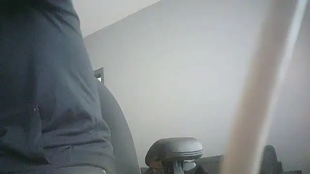 Snapshot of Jaymie2p25 chatting on October 7, 2:47 pm Jaymie2p25 online show from October 7, 2:47 pm