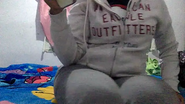 sharonlopez9611 online show from November 15, 2:53 am