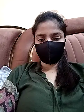 fuungirl38 online show from March 29, 5:40 am