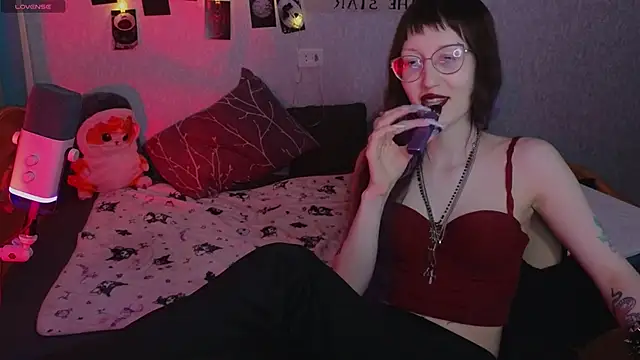 lissaros online show from March 12, 4:46 pm