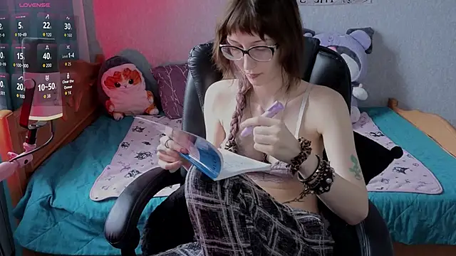 lissaros online show from April 6, 11:33 am