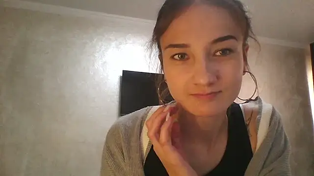 Snapshot of RoyalDessertt chatting on September 17, 10:17 am RoyalDessertt online show from September 17, 10:17 am