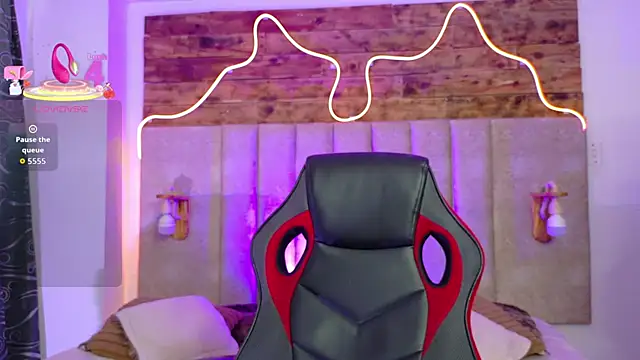 Alektra bryce online show from October 3, 7:22 pm