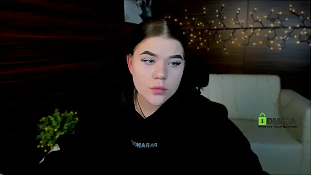 elmira rose online show from February 11, 10:15 am