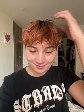 Snapshot of Maggie_Geller chatting on November 5, 4:29 pm Maggie Geller online show from November 5, 4:29 pm