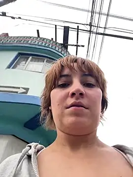 Snapshot of Maggie_Geller chatting on December 17, 9:21 pm Maggie Geller online show from December 17, 9:21 pm