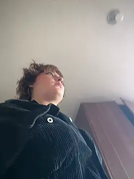 Maggie Geller online show from February 21, 9:38 pm