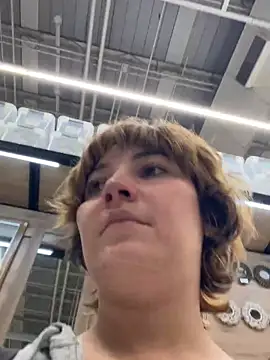 Maggie Geller online show from March 4, 10:49 pm