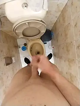 Snapshot of Good_boy000 chatting on February 16, 2:54 pm Good boy000 online show from February 16, 2:54 pm