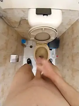 Snapshot of Good_boy000 chatting on February 21, 1:33 pm Good boy000 online show from February 21, 1:33 pm