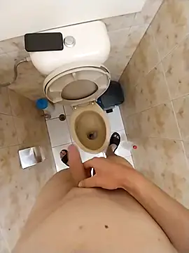 Snapshot of Good_boy000 chatting on March 19, 2:57 pm Good boy000 online show from March 19, 2:57 pm