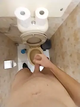 Snapshot of Good_boy000 chatting on October 24, 7:43 pm Good boy000 online show from October 24, 7:43 pm