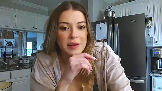 Snapshot of rileydepp chatting on February 17, 10:36 pm rileydepp online show from February 17, 10:36 pm