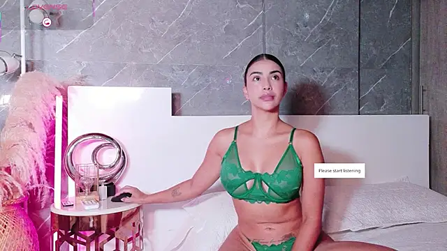 Snapshot of FelicityAdams chatting on May 16, 12:04 pm FelicityAdams online show from May 16, 12:04 pm
