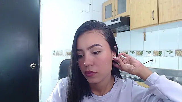 julieta fn online show from March 28, 2:16 pm