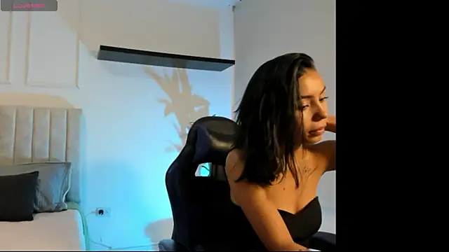 julieta fn online show from April 13, 3:39 pm