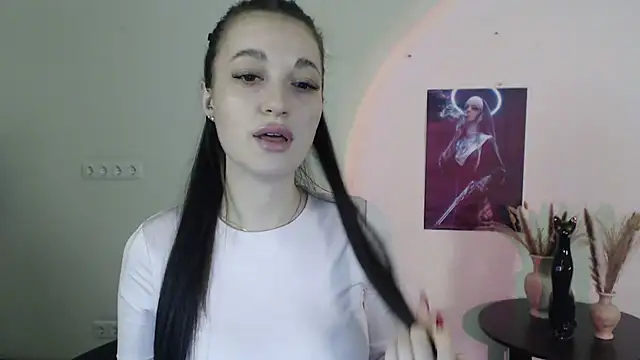 Eva Eldis online show from March 1, 7:37 pm