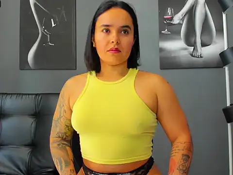 Snapshot of karlyjons12 chatting on October 7, 4:15 pm karlyjons12 online show from October 7, 4:15 pm