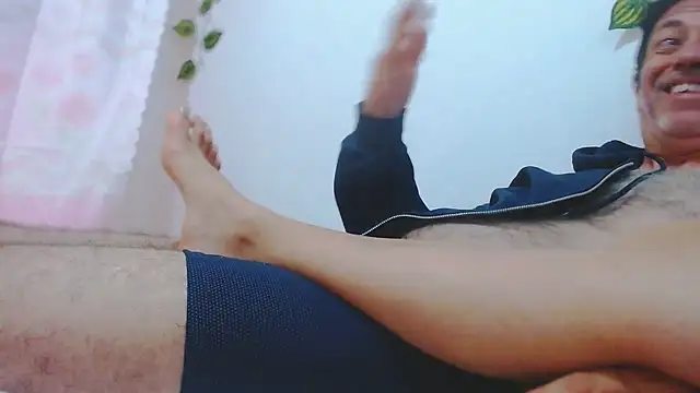 jeans and emma online show from March 3, 6:26 am