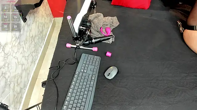 Snapshot of IVISBOUNCYASS chatting on November 29, 12:19 pm IVISBOUNCYASS online show from November 29, 12:19 pm