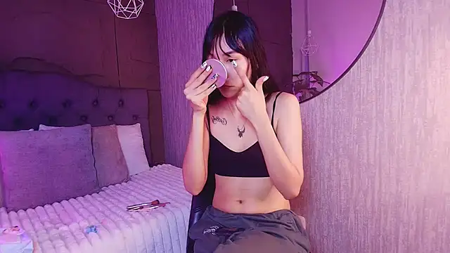 Miaa Lee7 online show from February 13, 9:33 pm