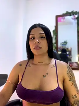 Snapshot of tinalove7 chatting on October 8, 7:55 pm tinalove7 online show from October 8, 7:55 pm