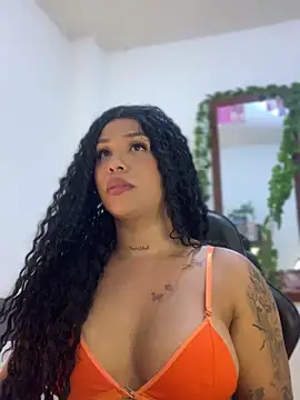 Snapshot of tinalove7 chatting on November 28, 11:40 pm tinalove7 online show from November 28, 11:40 pm