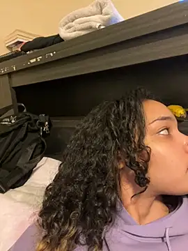 tastylolaaa online show from February 4, 12:08 am