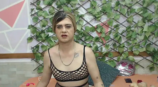 Snapshot of Dolldirtyxxx chatting on March 6, 6:05 pm Dolldirtyxxx online show from March 6, 6:05 pm