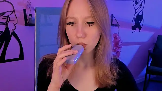 DariaTate online show from September 18, 2:30 pm