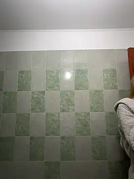 BonyBon29 online show from March 13, 5:00 am