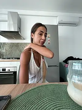 BonyBon29 online show from September 19, 5:20 am