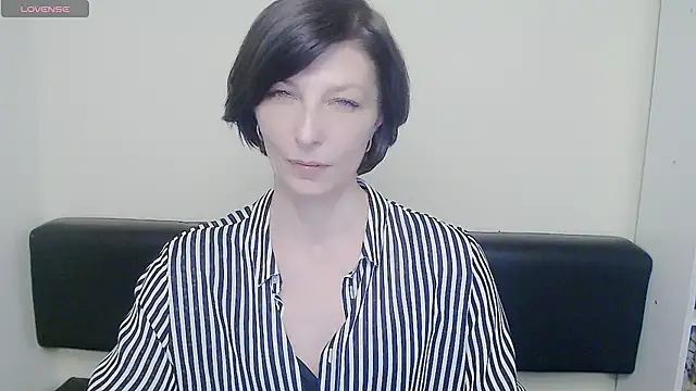 Snapshot of _AngeliaFlow_ chatting on February 24, 10:48 am AngeliaFlow online show from February 24, 10:48 am