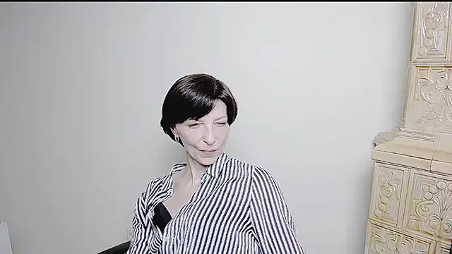 Snapshot of _AngeliaFlow_ chatting on March 15, 9:52 am AngeliaFlow online show from March 15, 9:52 am