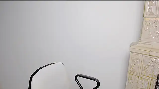 Snapshot of _AngeliaFlow_ chatting on March 19, 1:18 pm AngeliaFlow online show from March 19, 1:18 pm