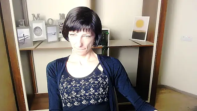 Snapshot of _AngeliaFlow_ chatting on September 16, 6:58 am AngeliaFlow online show from September 16, 6:58 am