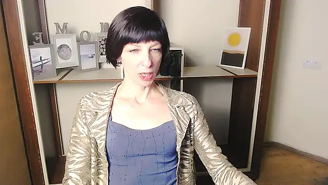 Snapshot of _AngeliaFlow_ chatting on September 17, 6:15 am AngeliaFlow online show from September 17, 6:15 am