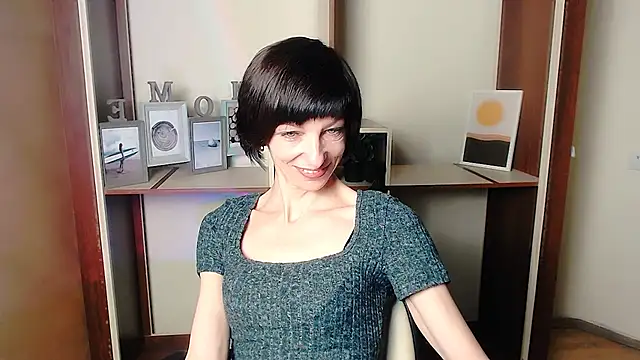 Snapshot of _AngeliaFlow_ chatting on September 22, 6:48 am AngeliaFlow online show from September 22, 6:48 am