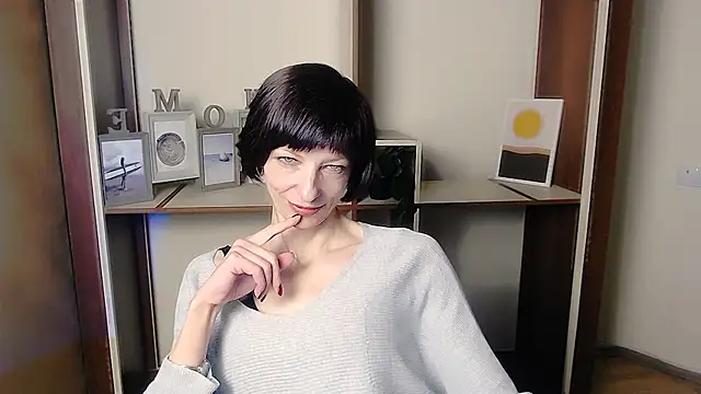 Snapshot of _AngeliaFlow_ chatting on September 24, 6:39 am AngeliaFlow online show from September 24, 6:39 am