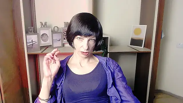 Snapshot of _AngeliaFlow_ chatting on September 25, 6:28 am AngeliaFlow online show from September 25, 6:28 am