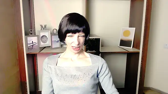 Snapshot of _AngeliaFlow_ chatting on September 29, 7:13 am AngeliaFlow online show from September 29, 7:13 am