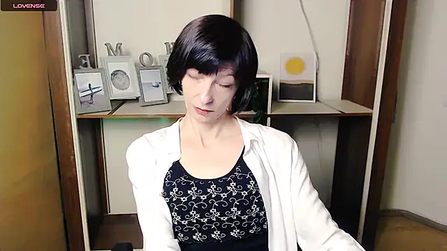 Snapshot of _AngeliaFlow_ chatting on October 14, 6:58 am AngeliaFlow online show from October 14, 6:58 am