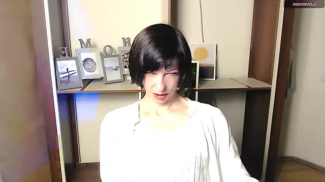 Snapshot of _AngeliaFlow_ chatting on October 21, 7:42 am AngeliaFlow online show from October 21, 7:42 am