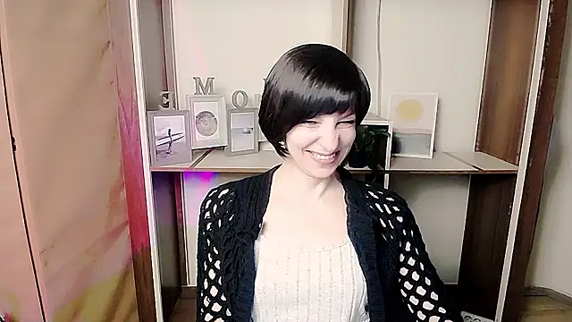  AngeliaFlow  online show from February 3, 9:14 am