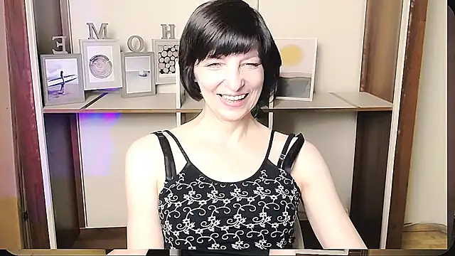  AngeliaFlow  online show from June 27, 9:36 am